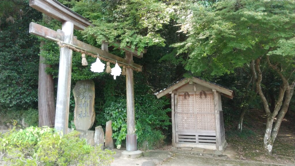 【HSPミニマリストの神社仏閣巡り】国宝「神魂神社(かもすじんじゃ)」を参拝したお話。